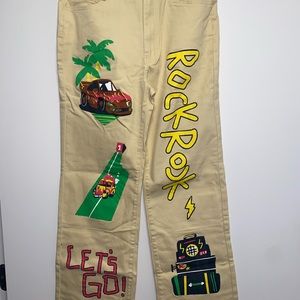 SHEIN High Waist Letter And Cartoon Graphic Jeans